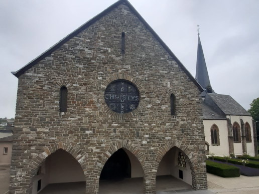 Réparation du toit de l'église de Niederwiltz