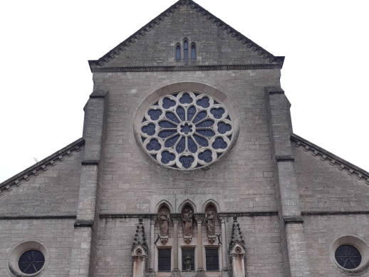 Horloge de l'église d'Esch-sur-Alzette